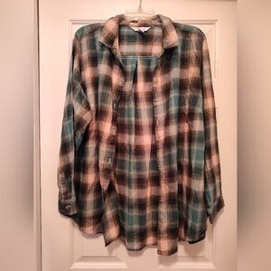 Old Navy Green and Tan Plaid Button-Up